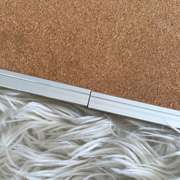 Small wall hanging bulletin board - Picture 9 of 16